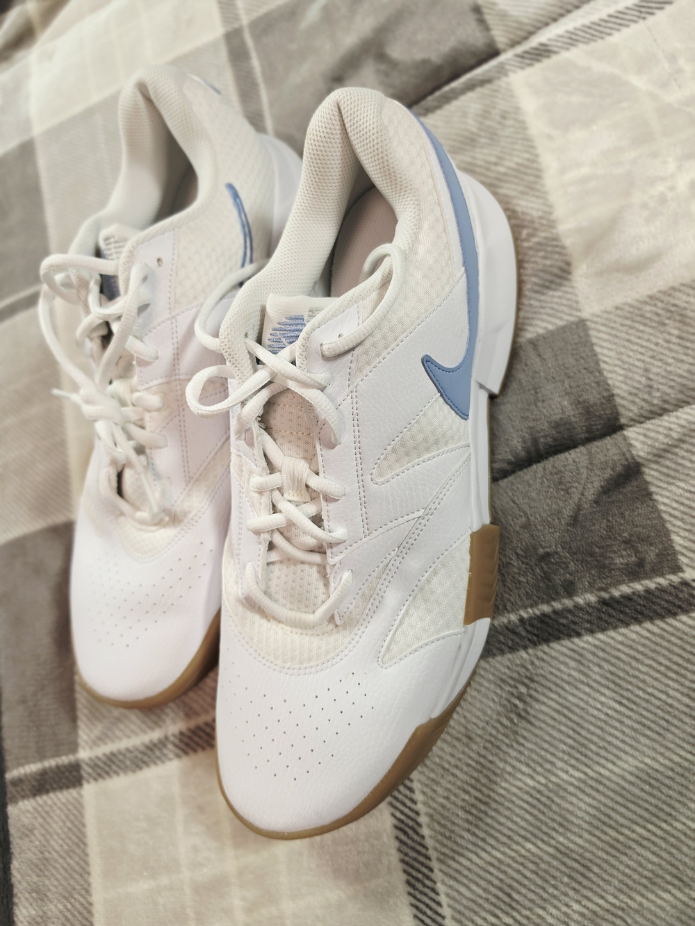 Nike Men's White Sneakers with Light Blue Swoosh and Gum Outsole